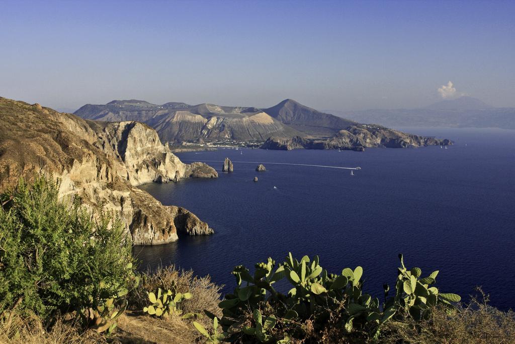 B&B Al Salvatore Di Lipari Exterior photo