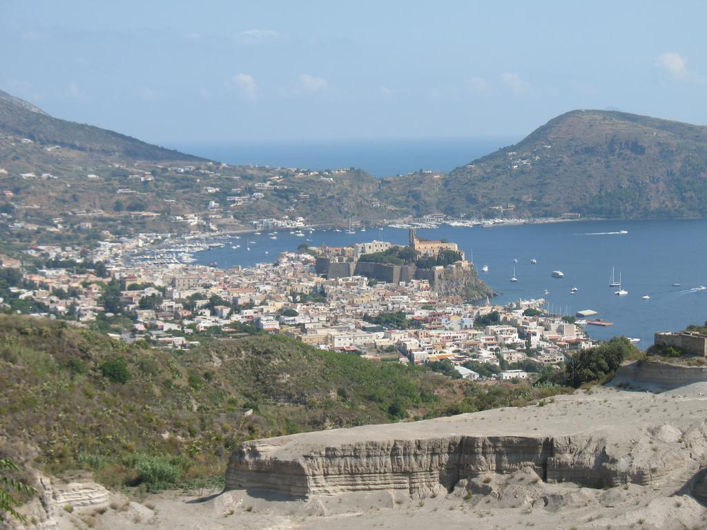 B&B Al Salvatore Di Lipari Exterior photo